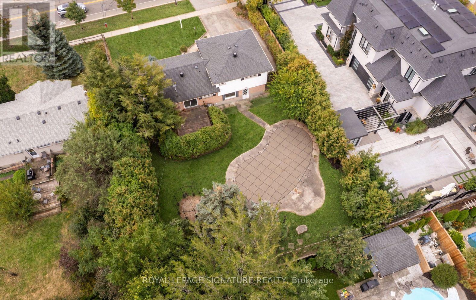 251 Third Line Property Photo 41
