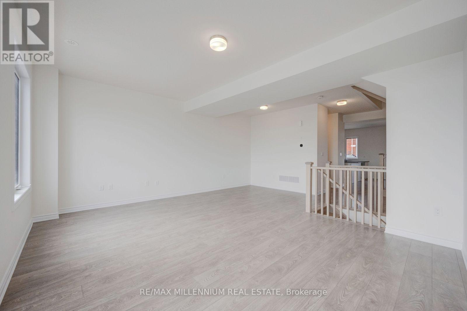 78 Fieldfare Road Property Photo 4