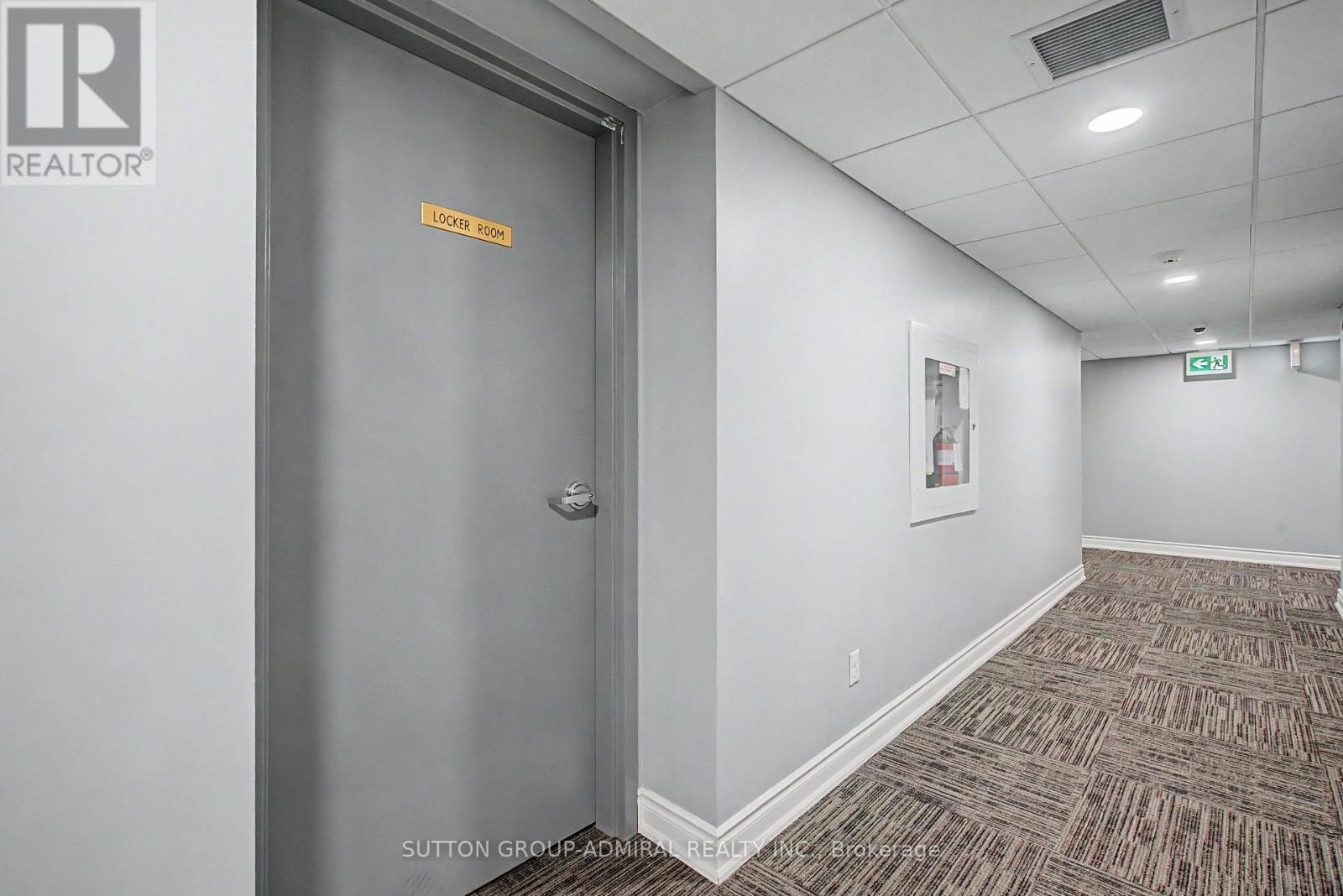 311 - 3499 Upper Middle Road Property Photo 16
