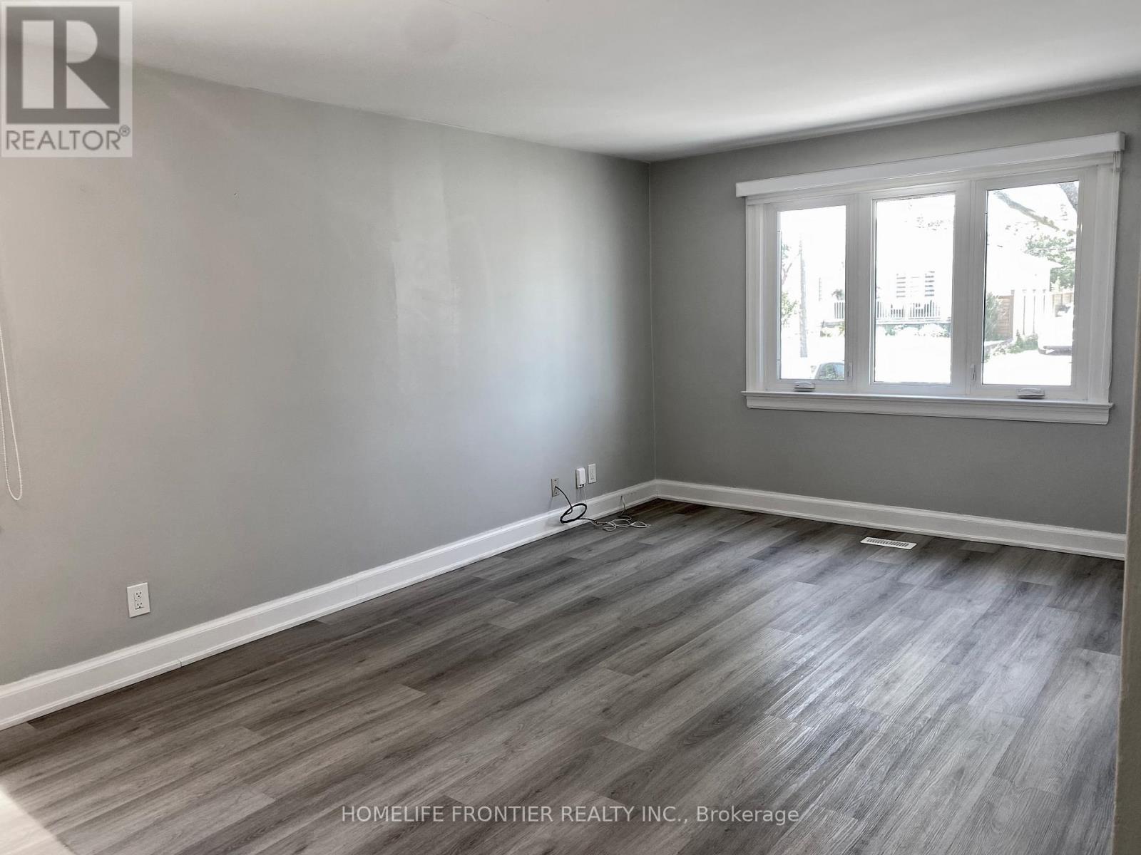 Main - 63 Lockerbie Avenue Property Photo 10