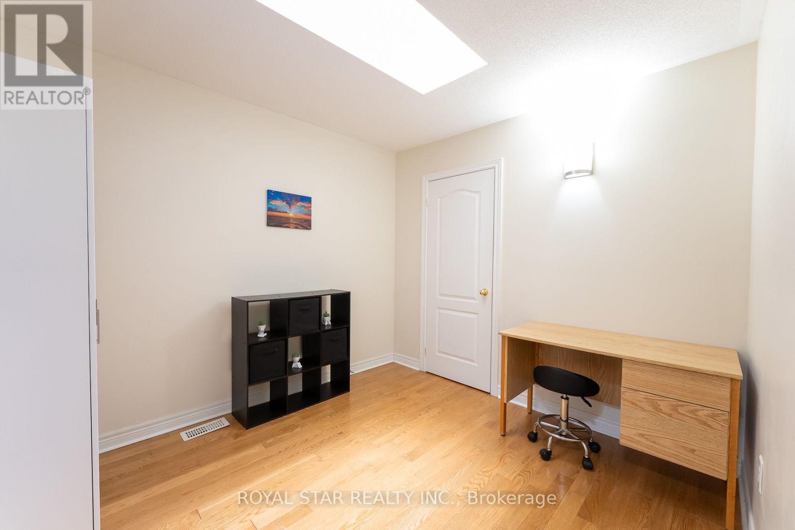 479 Vodden Street E Property Photo 28