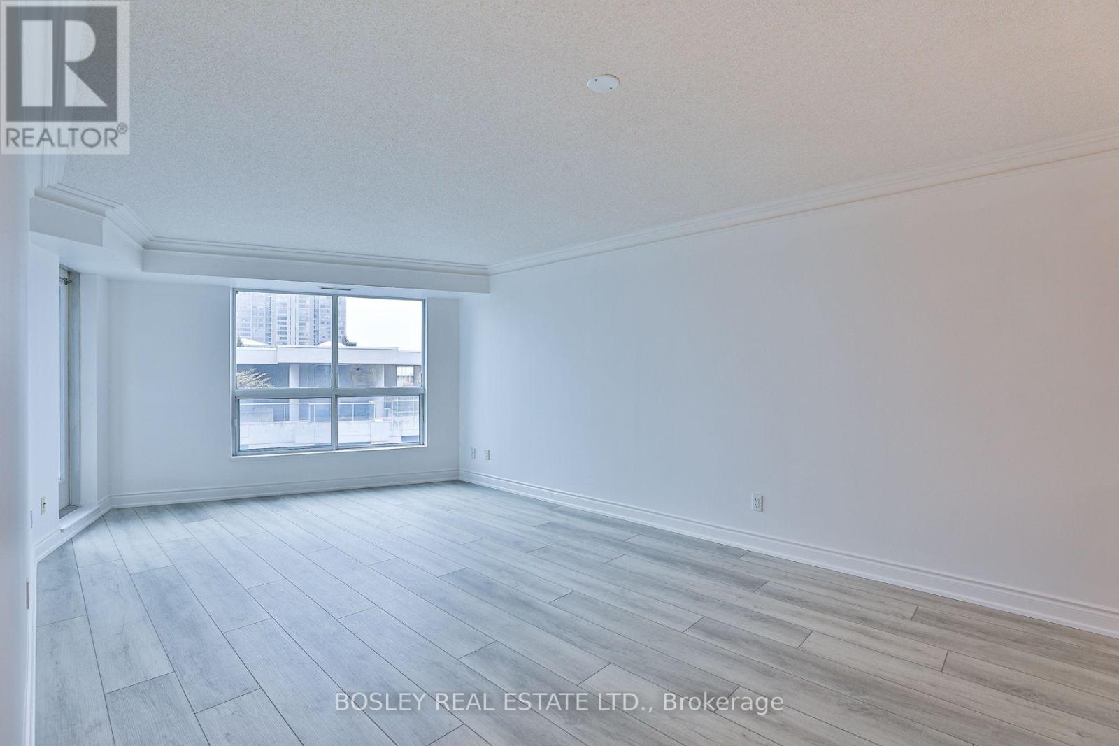 1512 - 2111 Lake Shore Boulevard W Property Photo 6