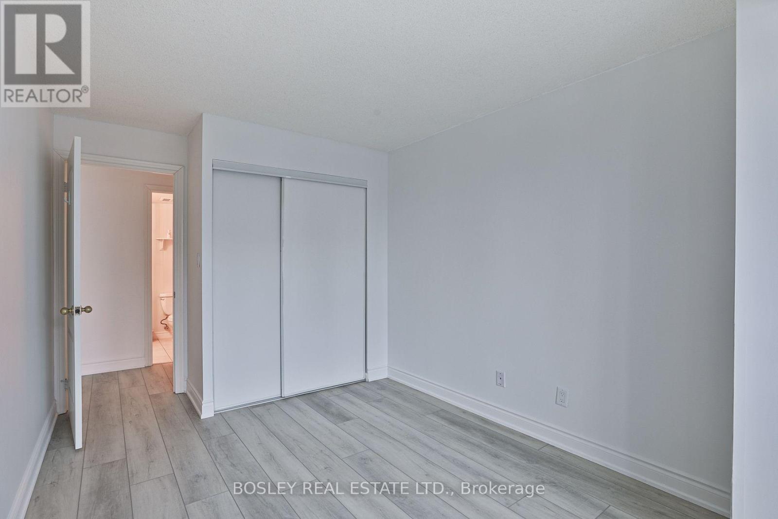 1512 - 2111 Lake Shore Boulevard W Property Photo 16