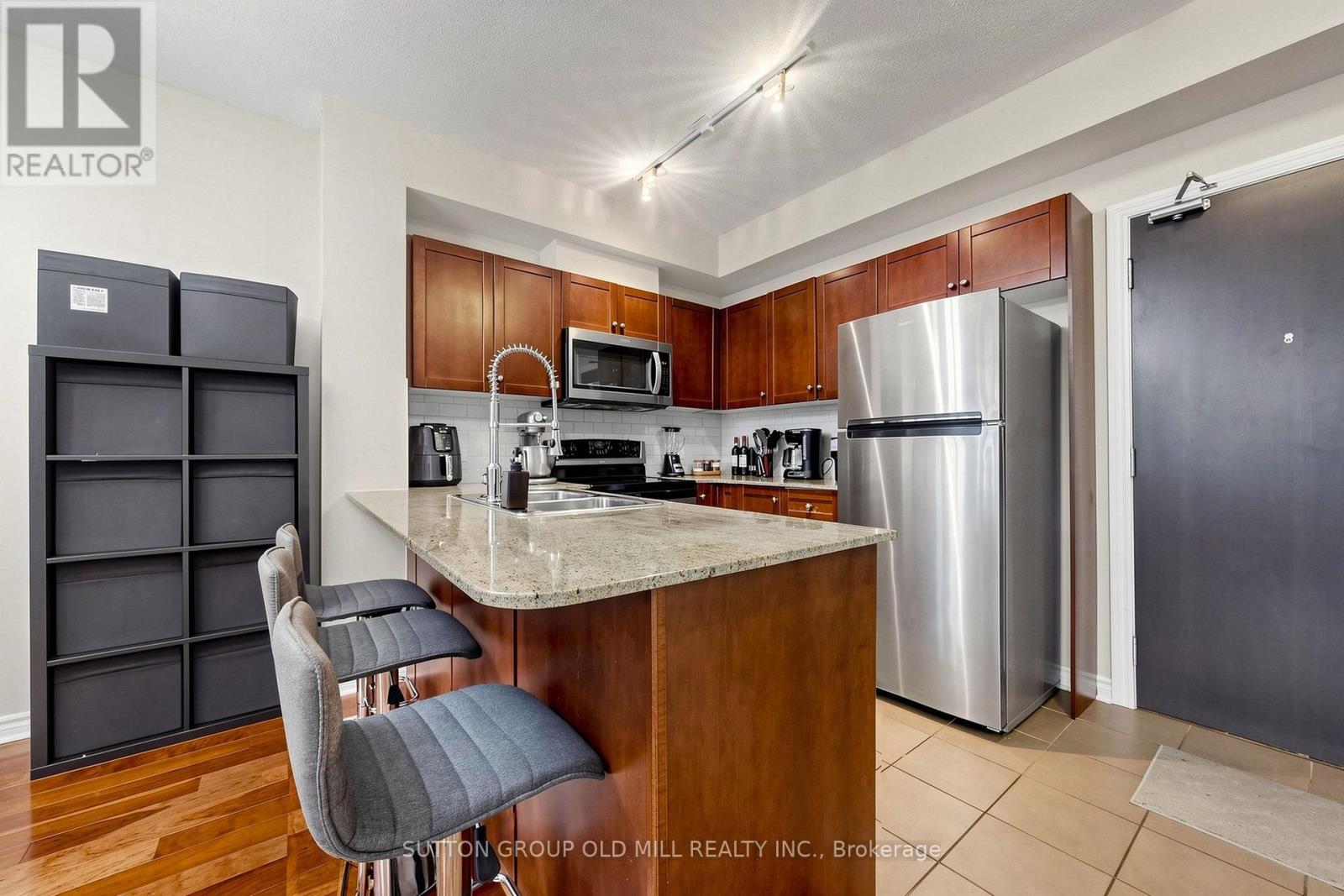 3109 - 3504 Hurontario Street Property Photo 10