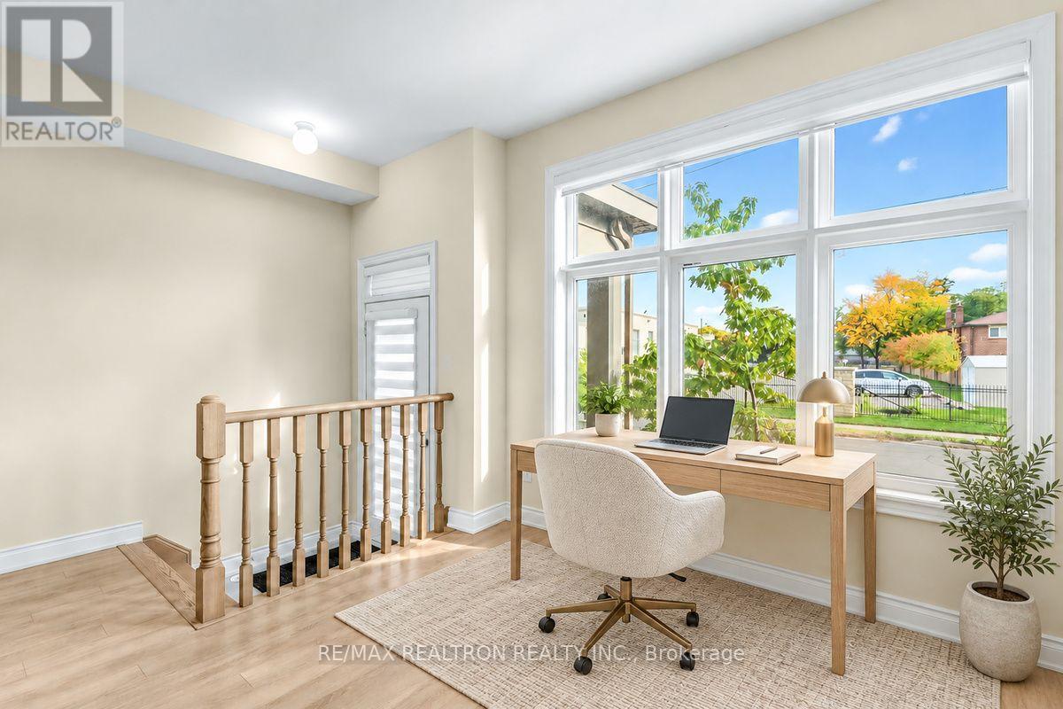 2 - 2a Muir Avenue Property Photo 4