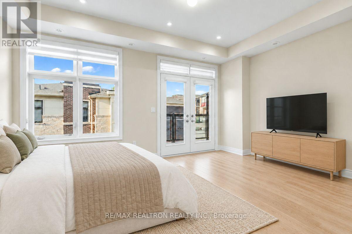 2 - 2a Muir Avenue Property Photo 27