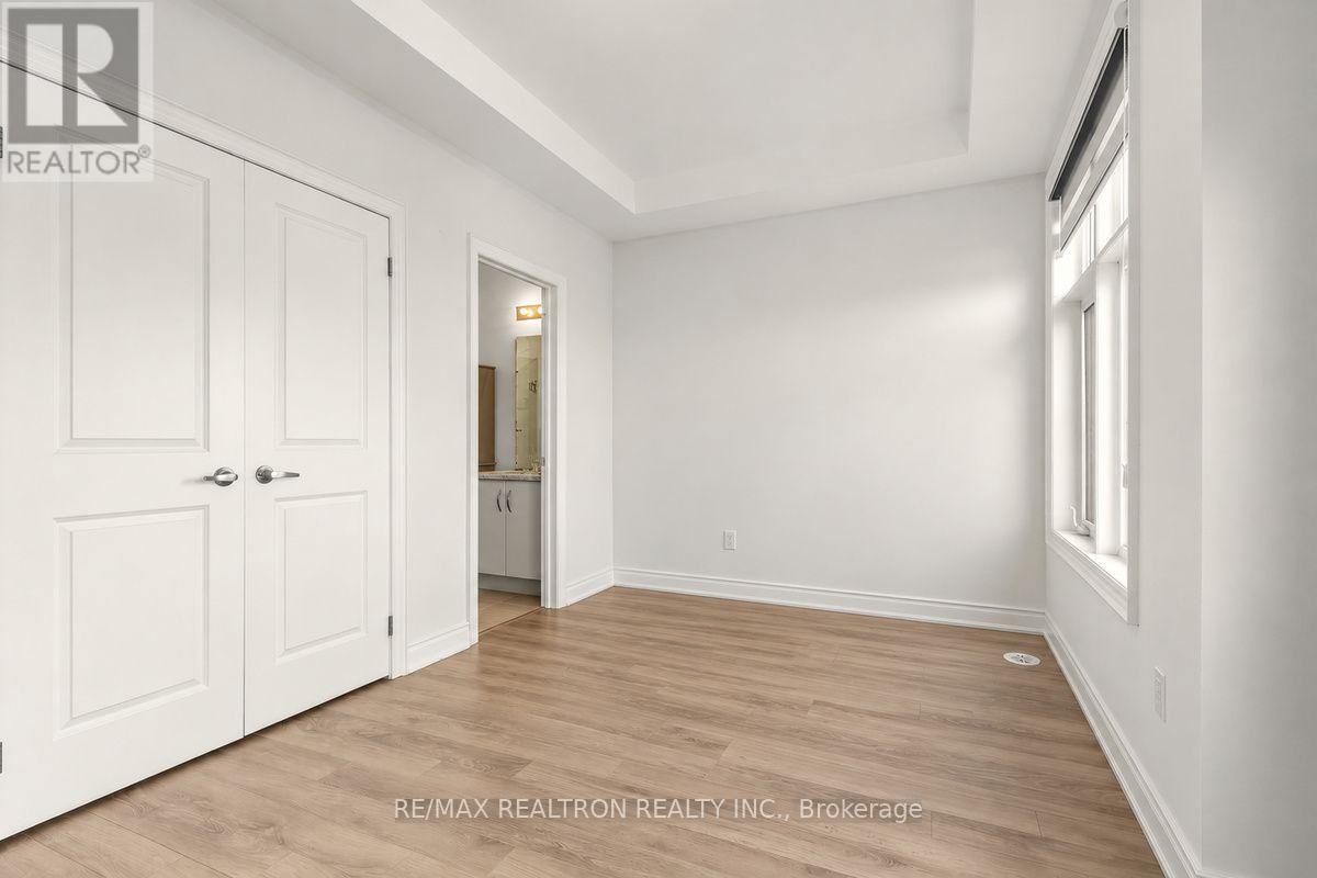 2 - 2a Muir Avenue Property Photo 32