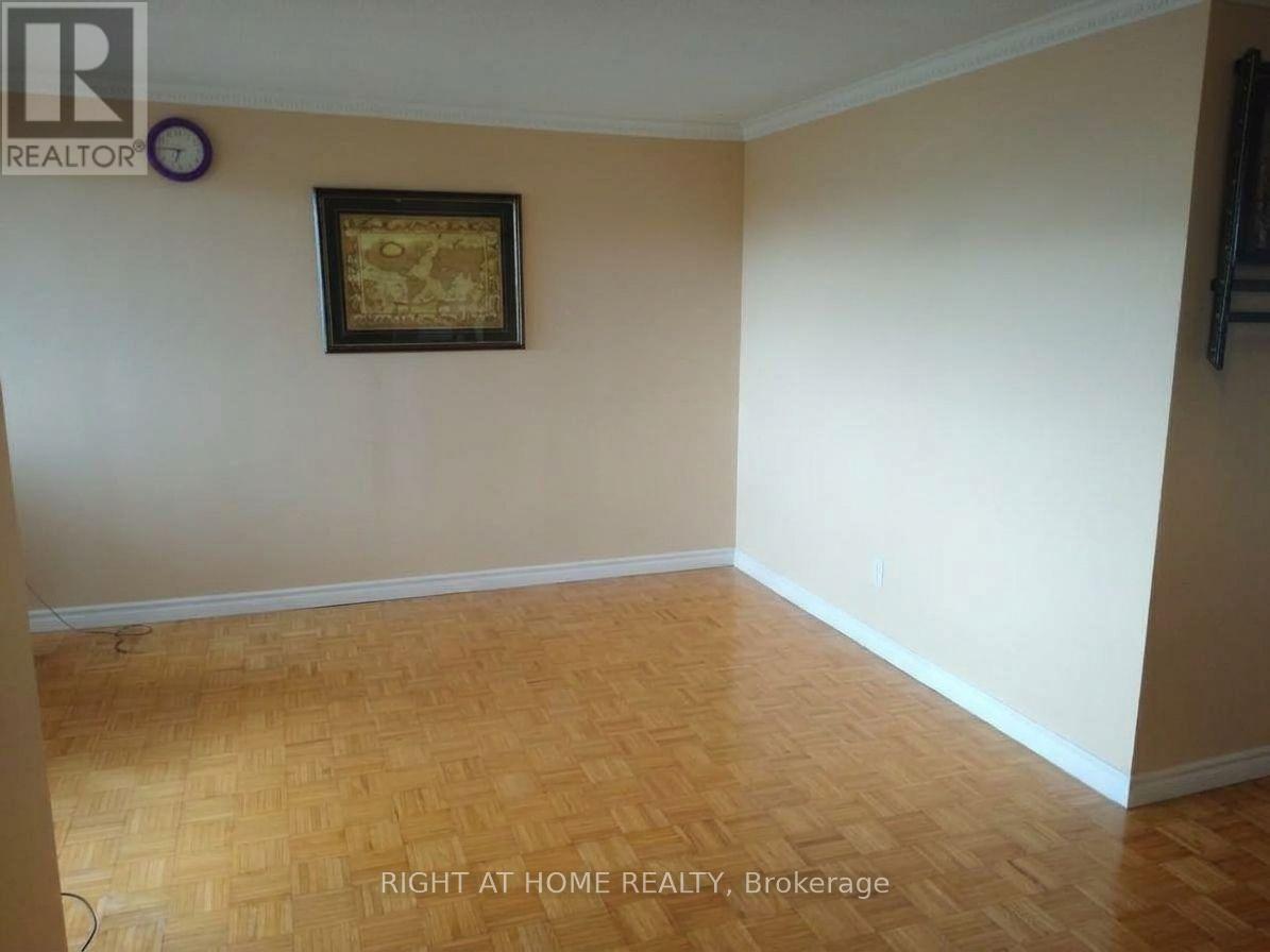 706 - 61 Markbrook Lane Property Photo 5