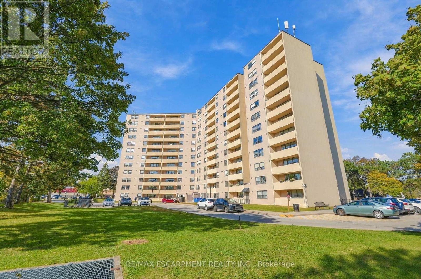1111 - 700 DYNES ROAD Property Photo 1