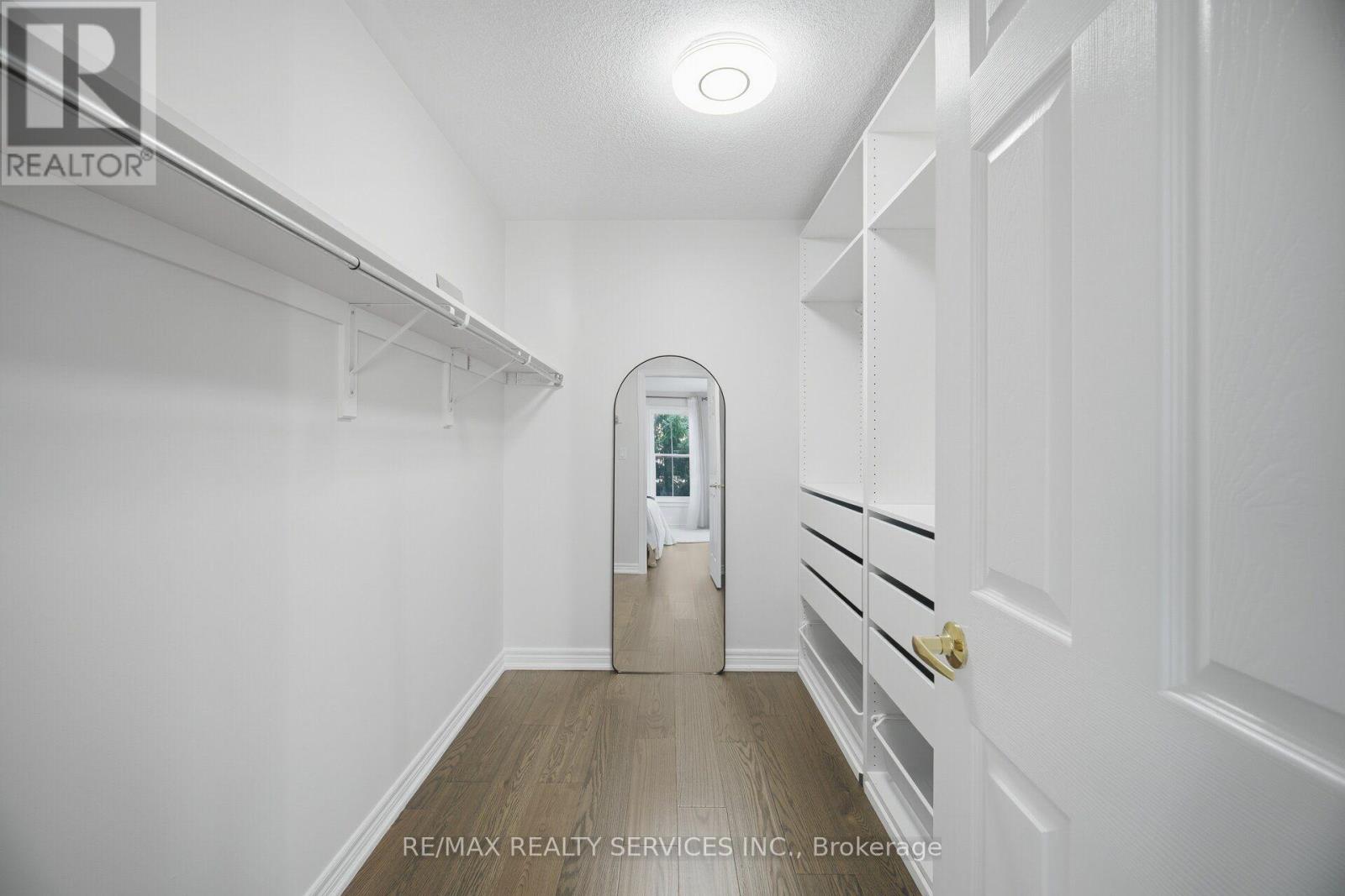 76 North Riverdale Drive Property Photo 27