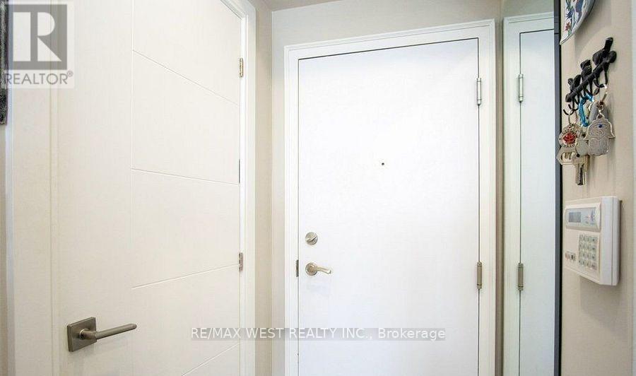 Nph7 - 2261 Lake Shore Boulevard W Property Photo 7