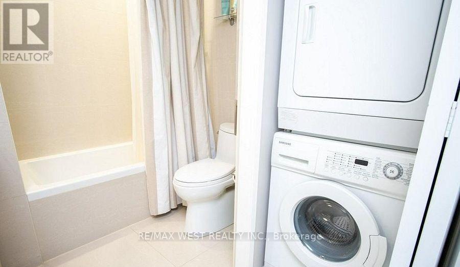 Nph7 - 2261 Lake Shore Boulevard W Property Photo 12
