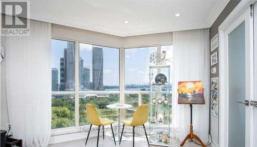 Nph7 - 2261 Lake Shore Boulevard W Property Photo 14