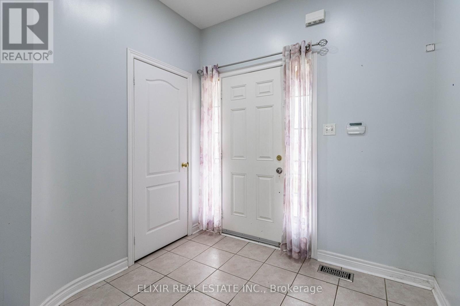 61 Bushmill Circle Property Photo 4