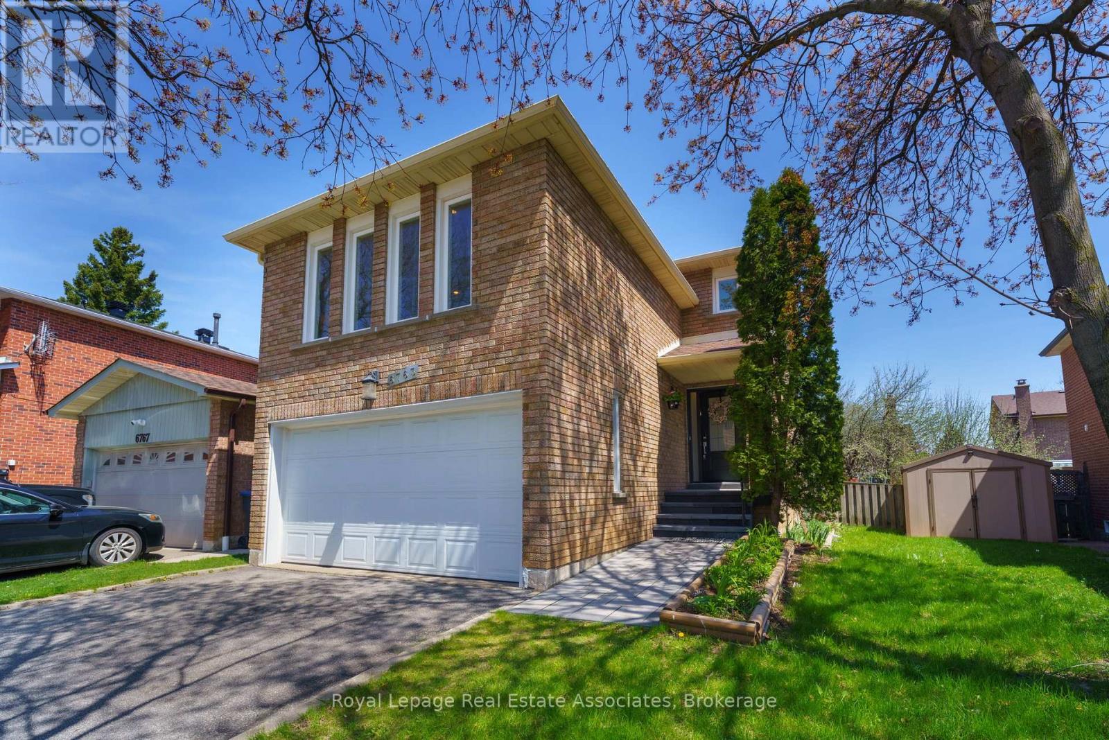 6763 Dolmage Court Property Photo 1