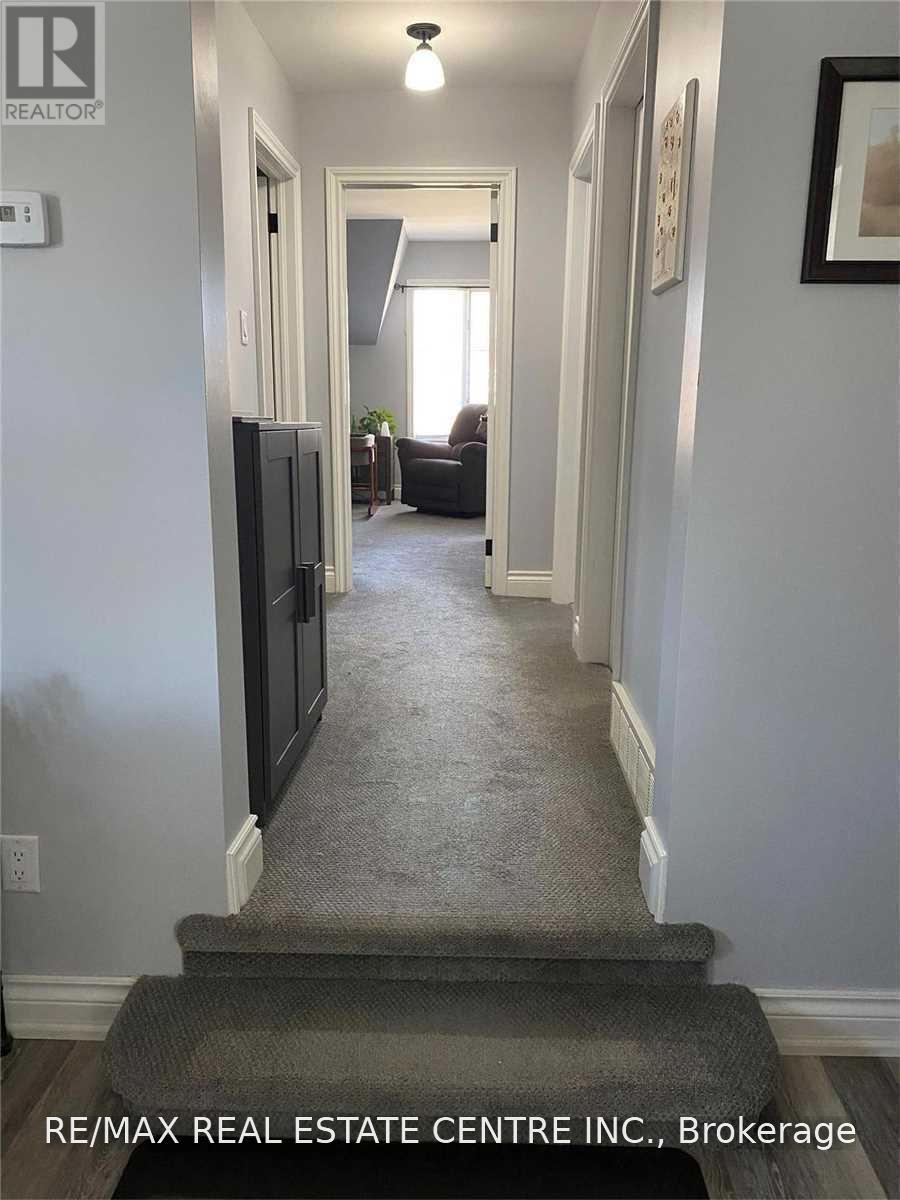 5 William Street Property Photo 16