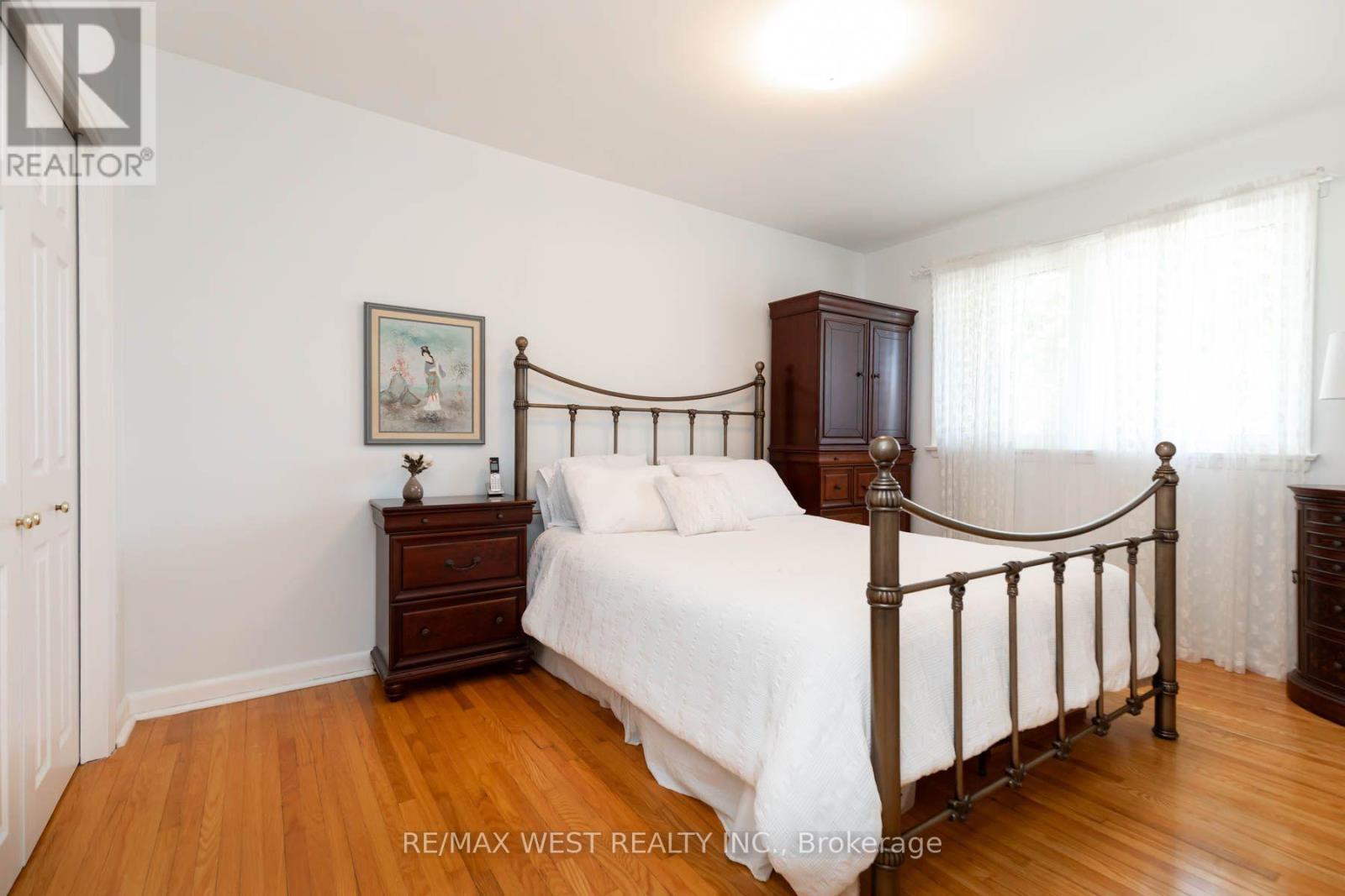 82 Renault Crescent Property Photo 19
