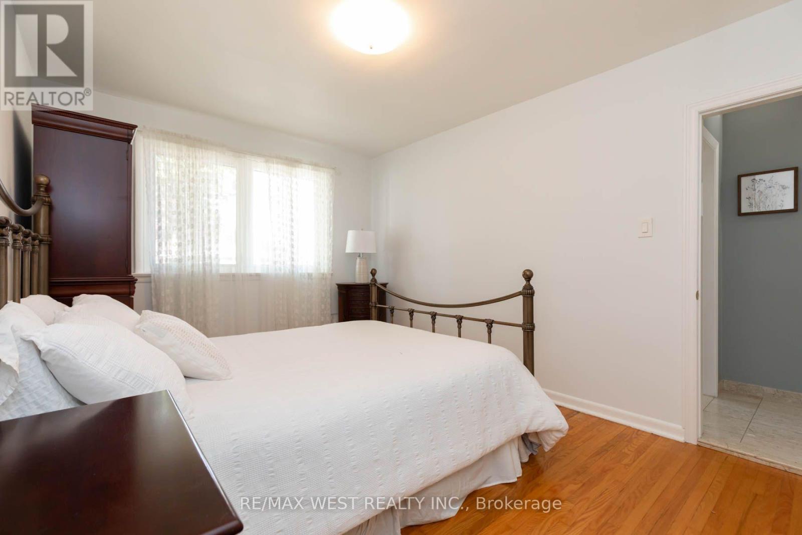 82 Renault Crescent Property Photo 20