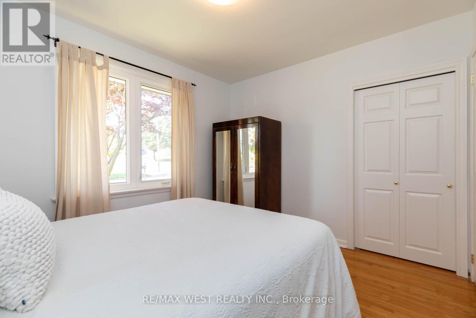 82 Renault Crescent Property Photo 23