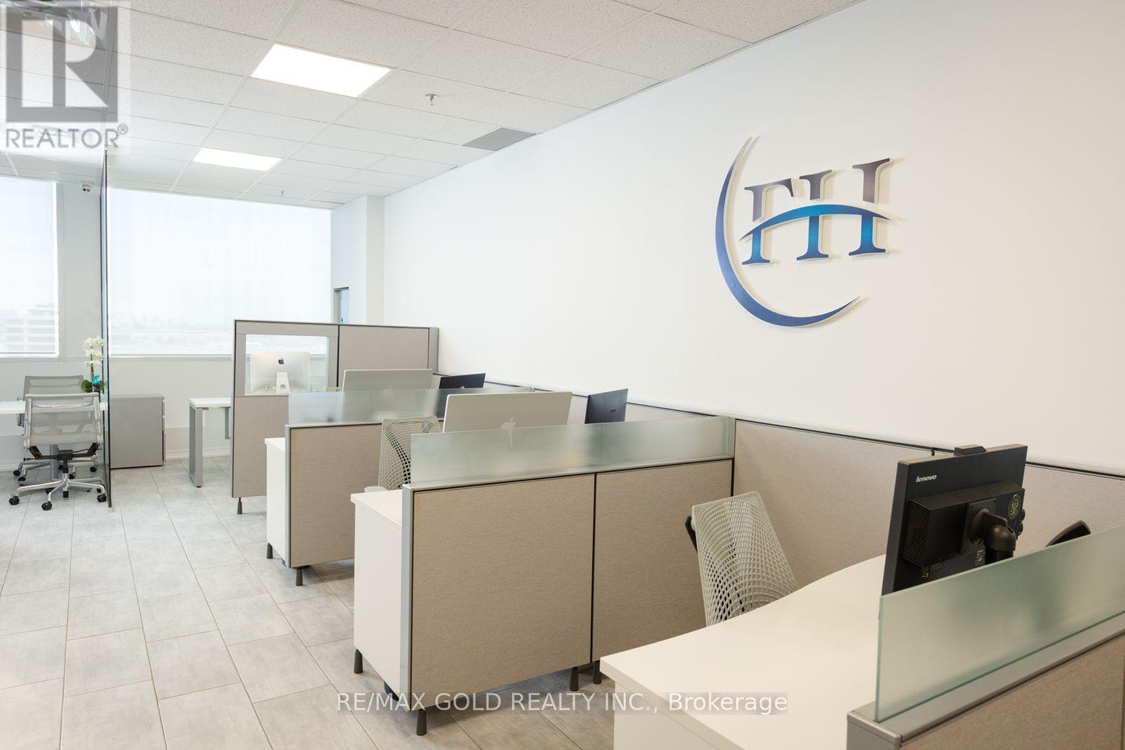 514 - 1275 Finch Avenue W Property Photo 3