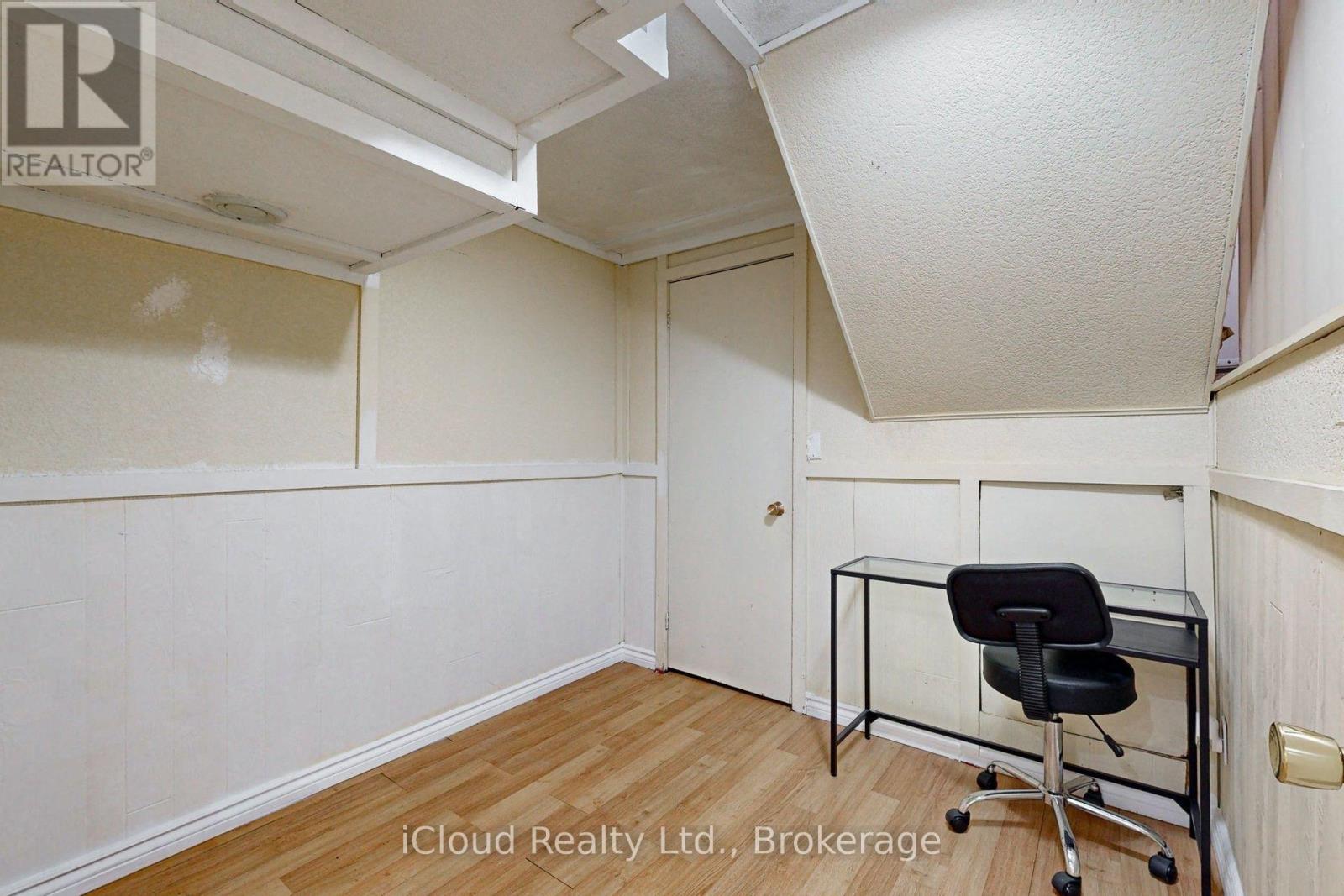 Lower - 50 Denlow Drive Property Photo 6