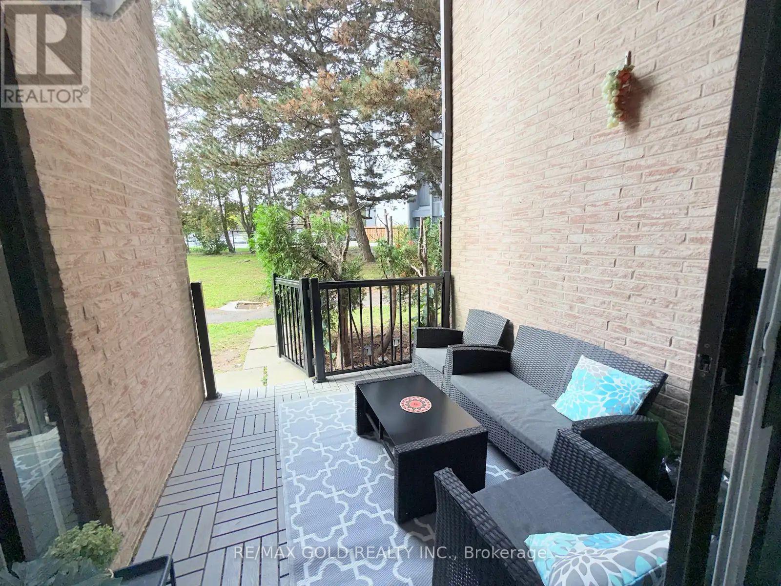 179 - 2095 Roche Court Property Photo 18