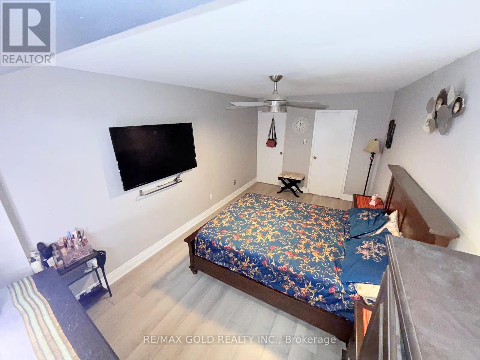 179 - 2095 Roche Court Property Photo 39