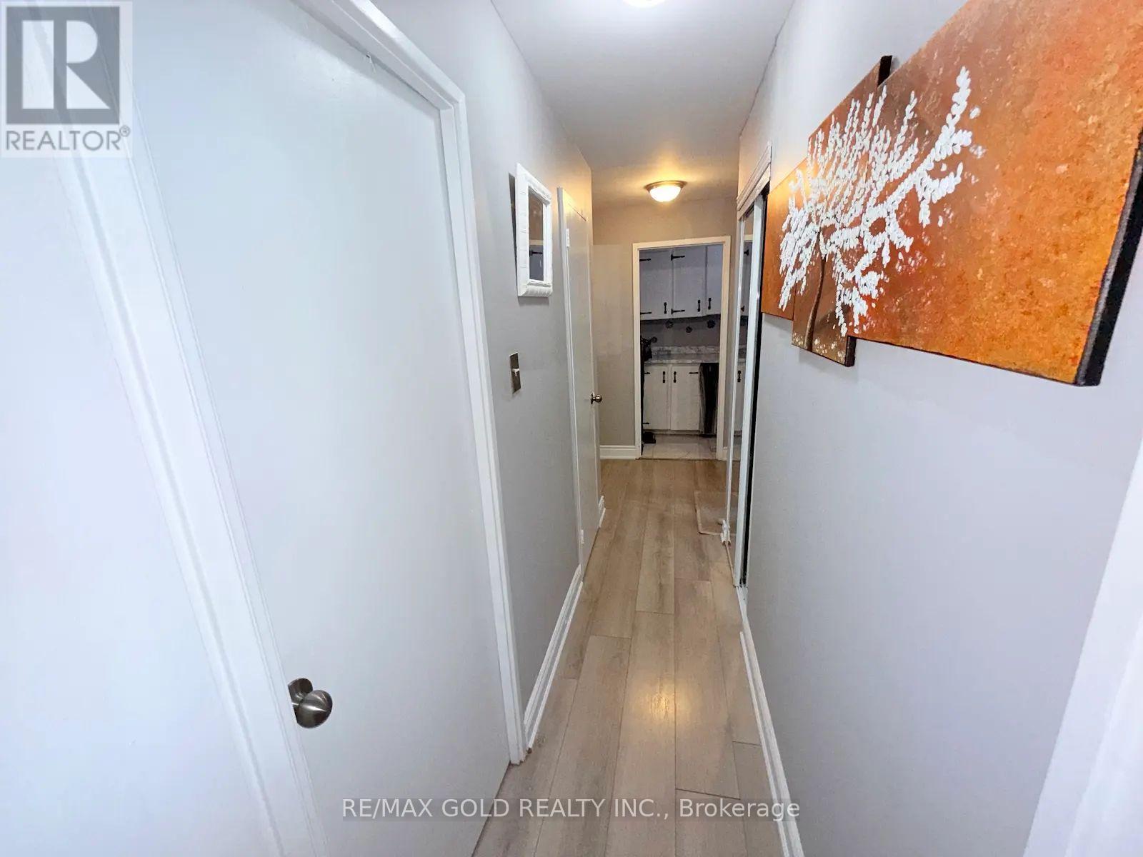 179 - 2095 Roche Court Property Photo 40