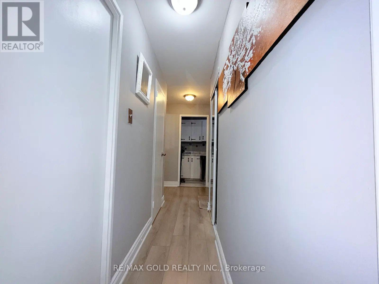 179 - 2095 Roche Court Property Photo 41