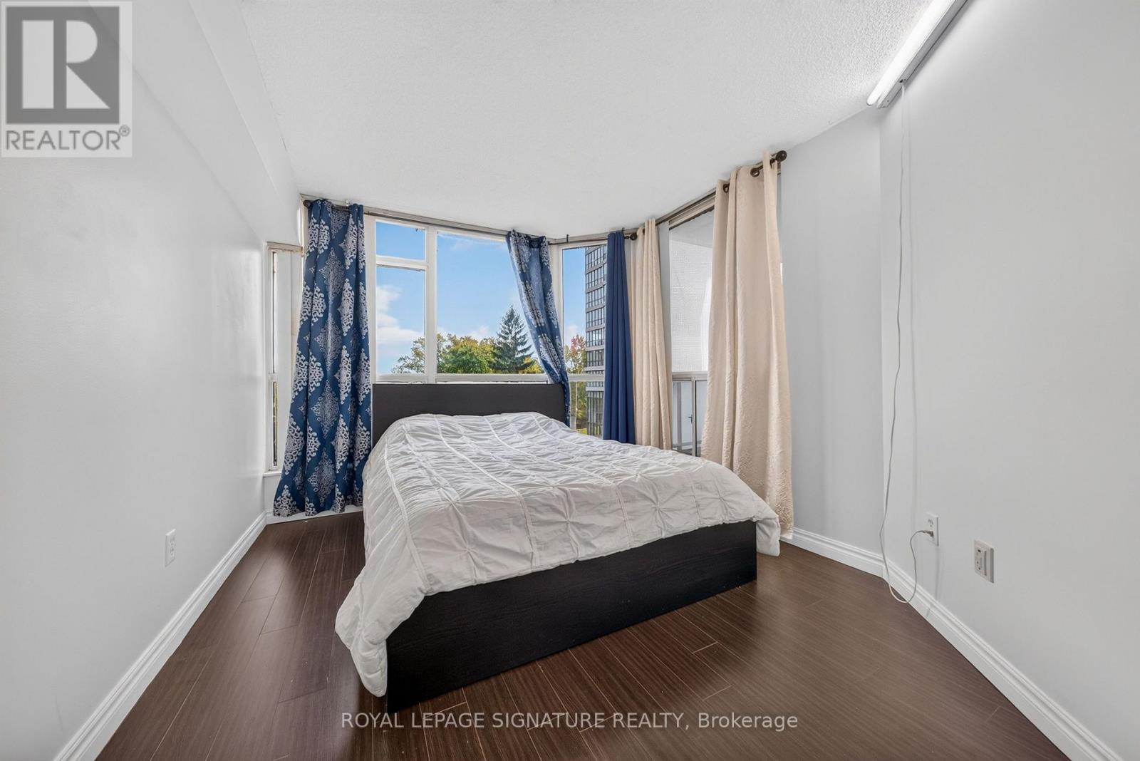 211 - 1 Rowntree Road Property Photo 14