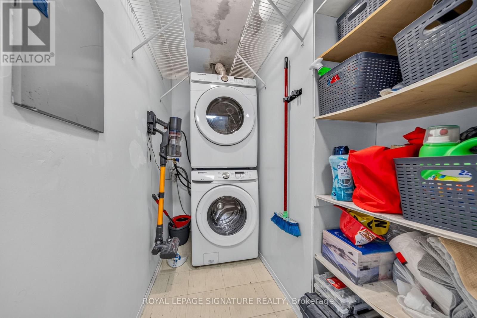 211 - 1 Rowntree Road Property Photo 20