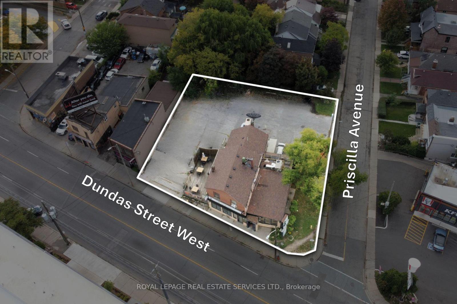 3513 Dundas Street W Property Photo 1