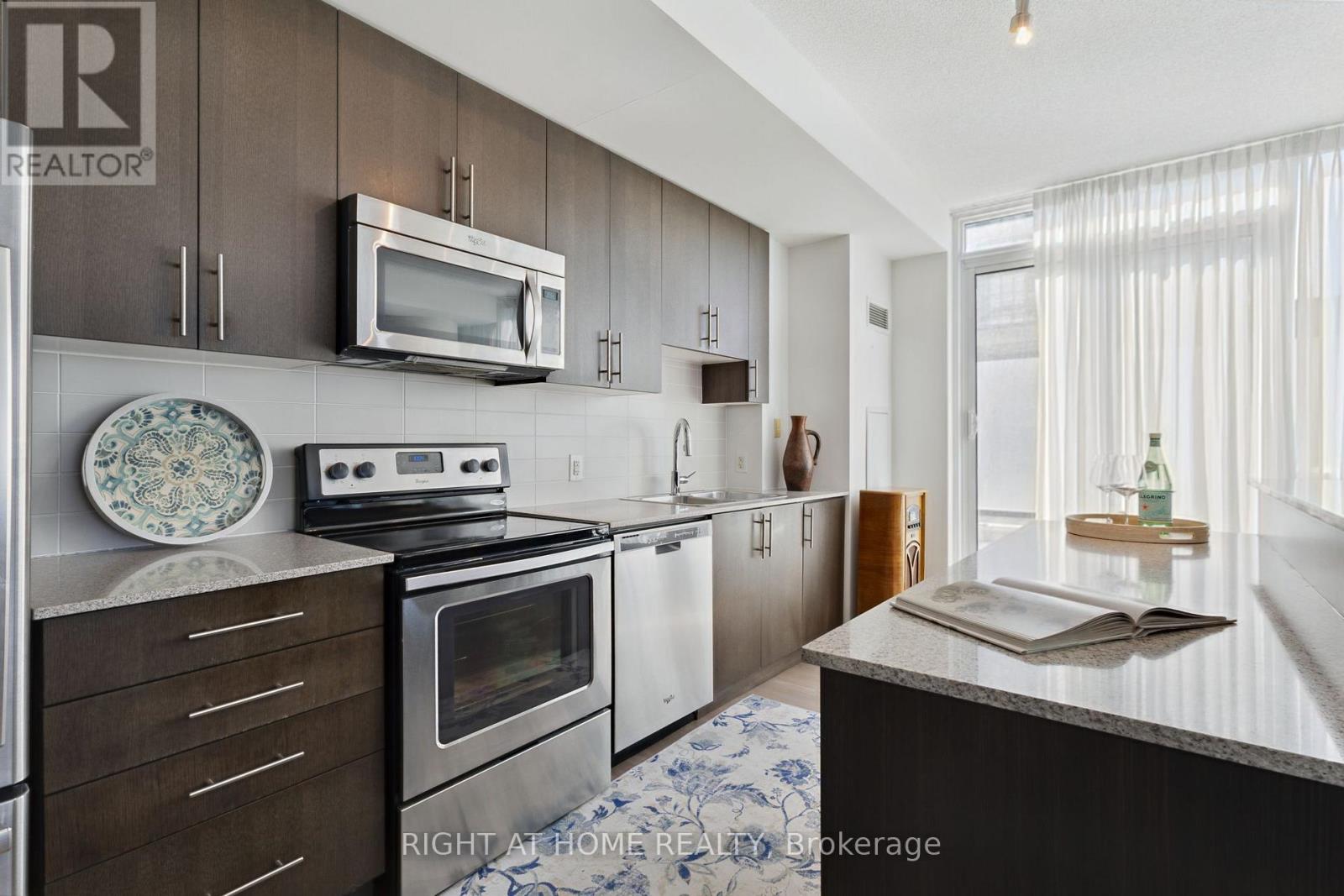 302 - 3985 Grand Park Drive Property Photo 6