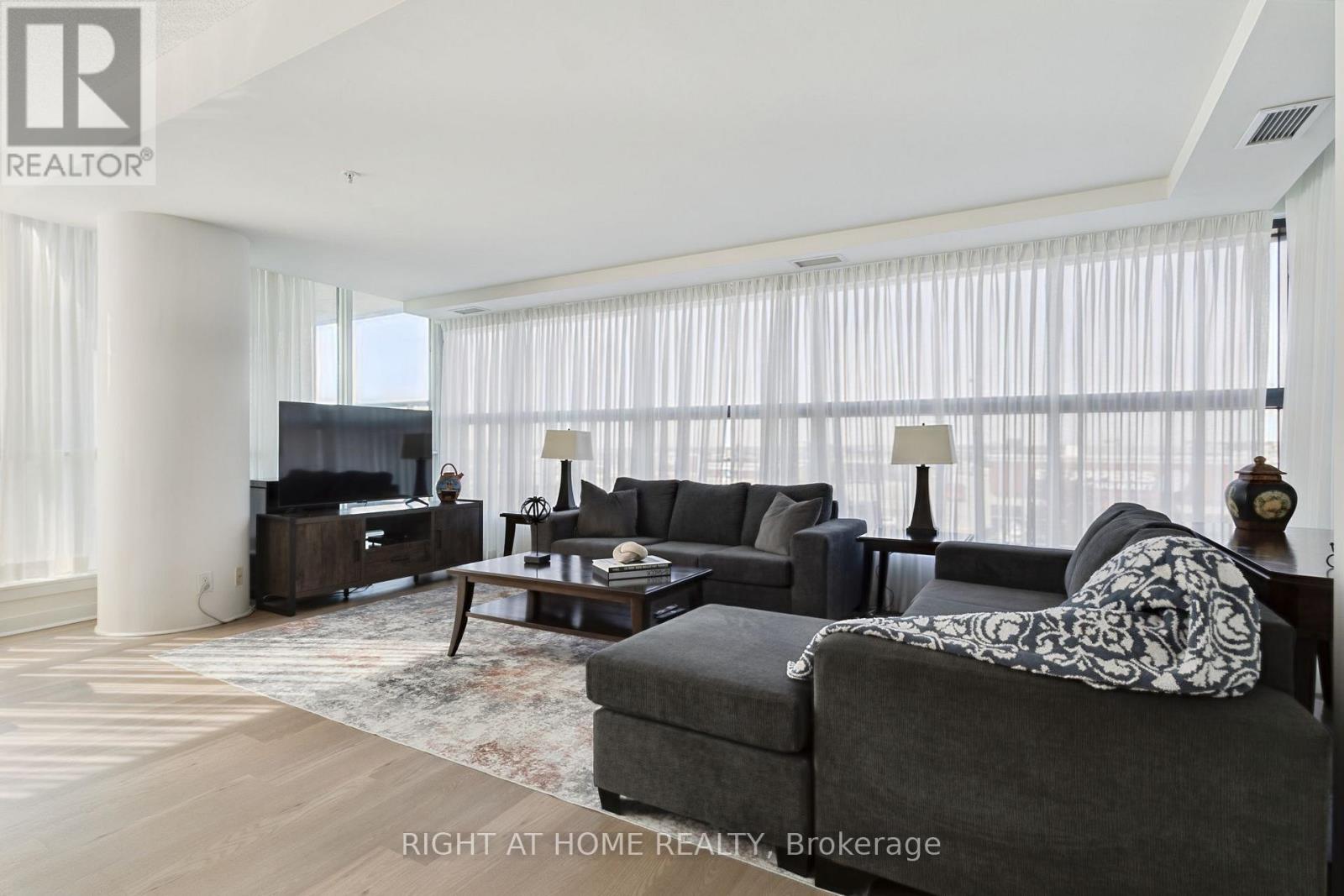 302 - 3985 Grand Park Drive Property Photo 7