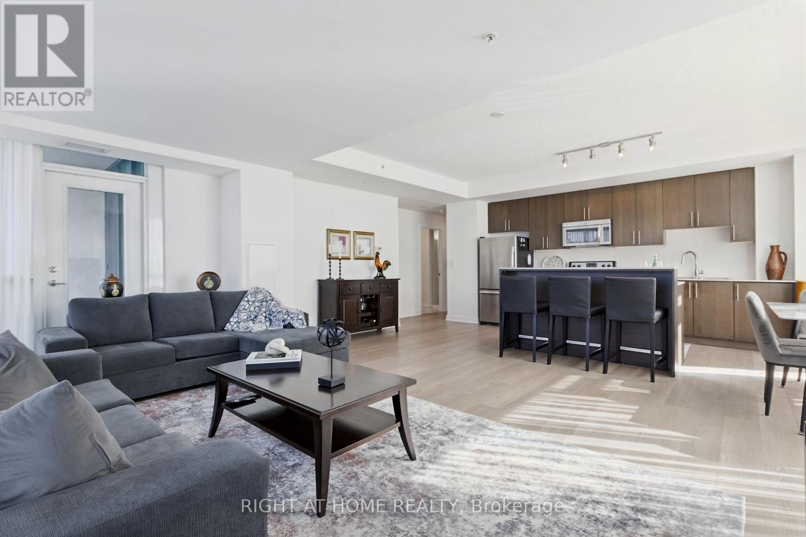 302 - 3985 Grand Park Drive Property Photo 8