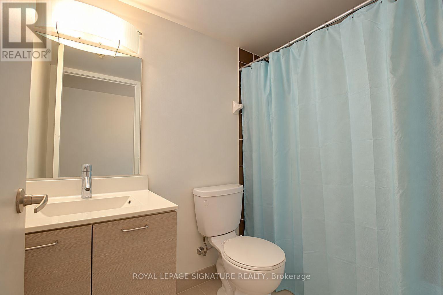 712 - 20 Joe Shuster Way Property Photo 17