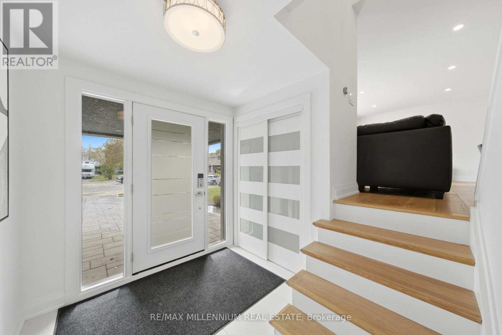14 Crombie Place Property Photo 6