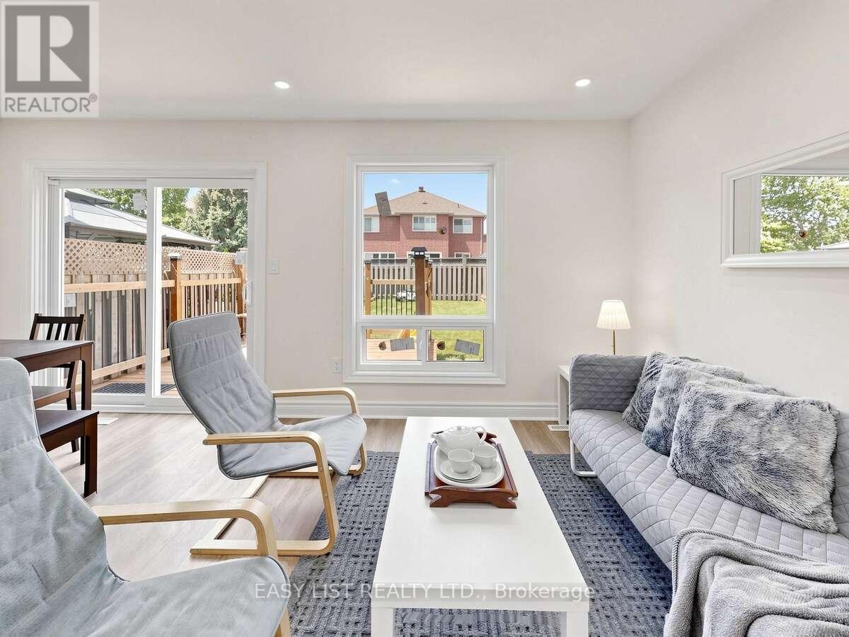 16 Mount Fuji Crescent Property Photo 9