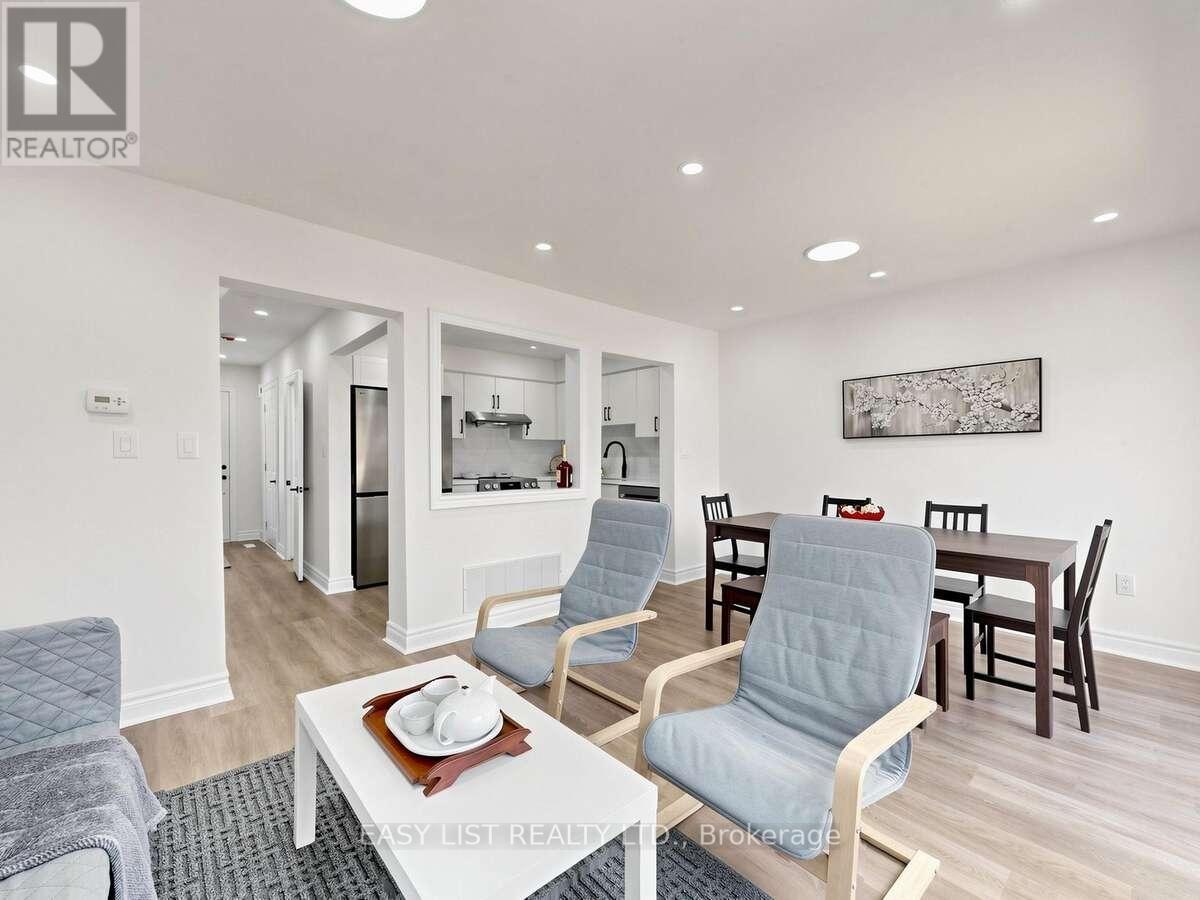 16 Mount Fuji Crescent Property Photo 10