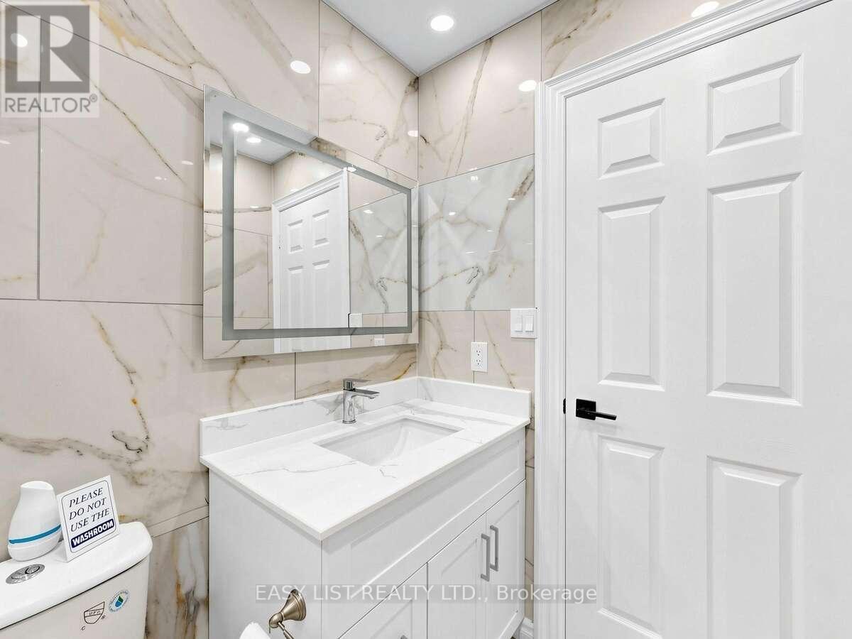 16 Mount Fuji Crescent Property Photo 32