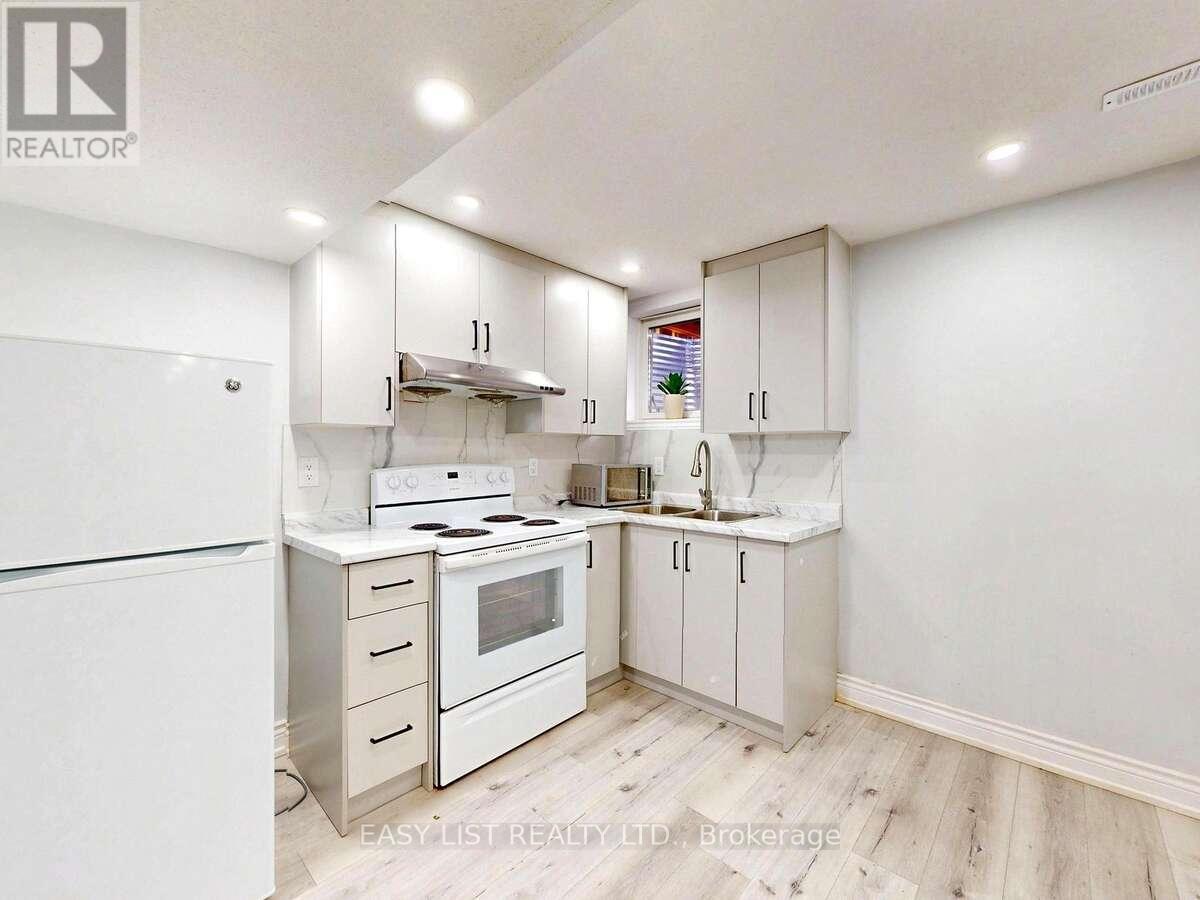 16 Mount Fuji Crescent Property Photo 38