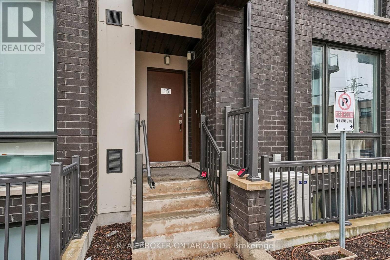 46 - 26 Fieldway Road Property Photo 3