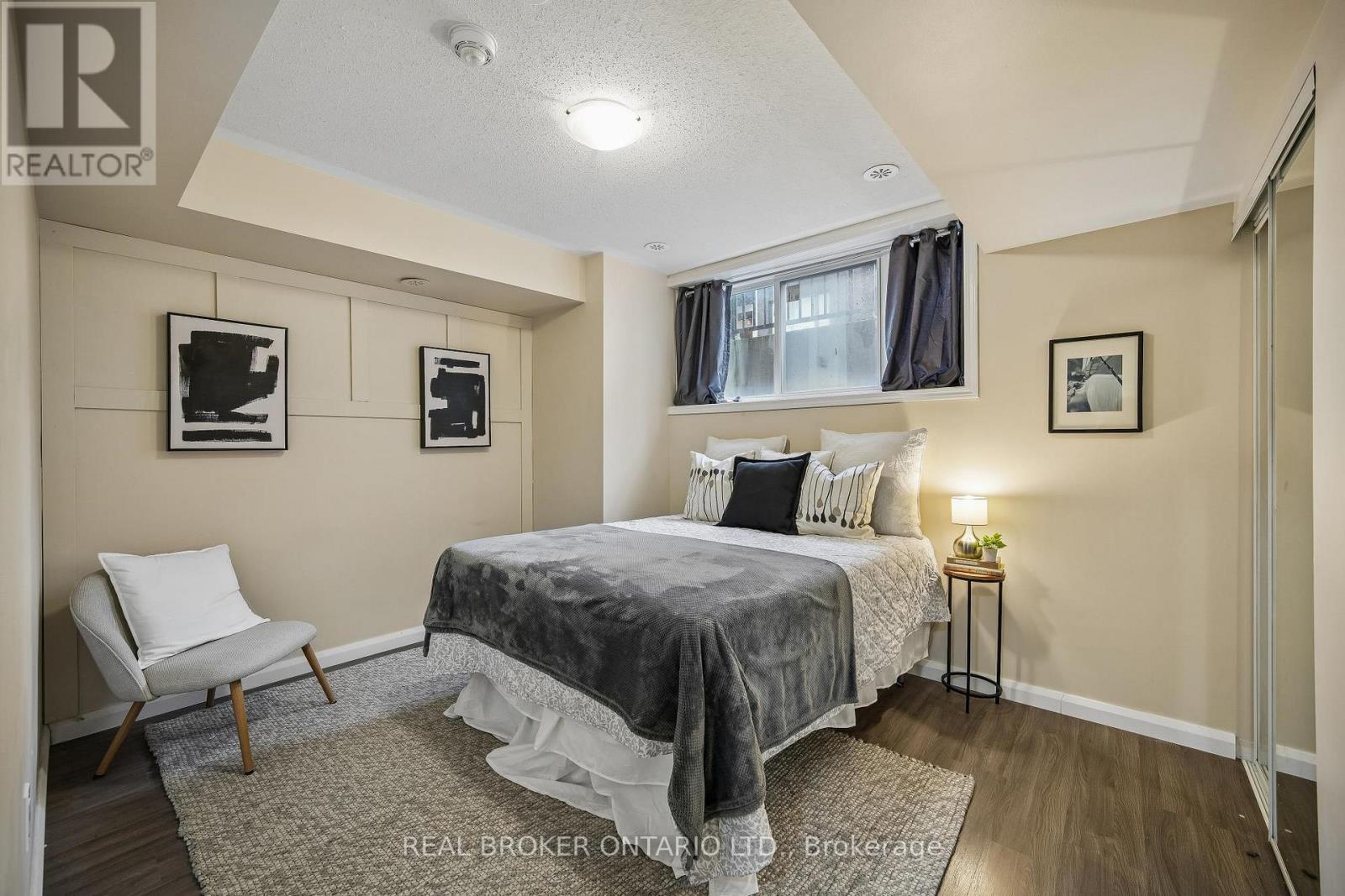46 - 26 Fieldway Road Property Photo 13