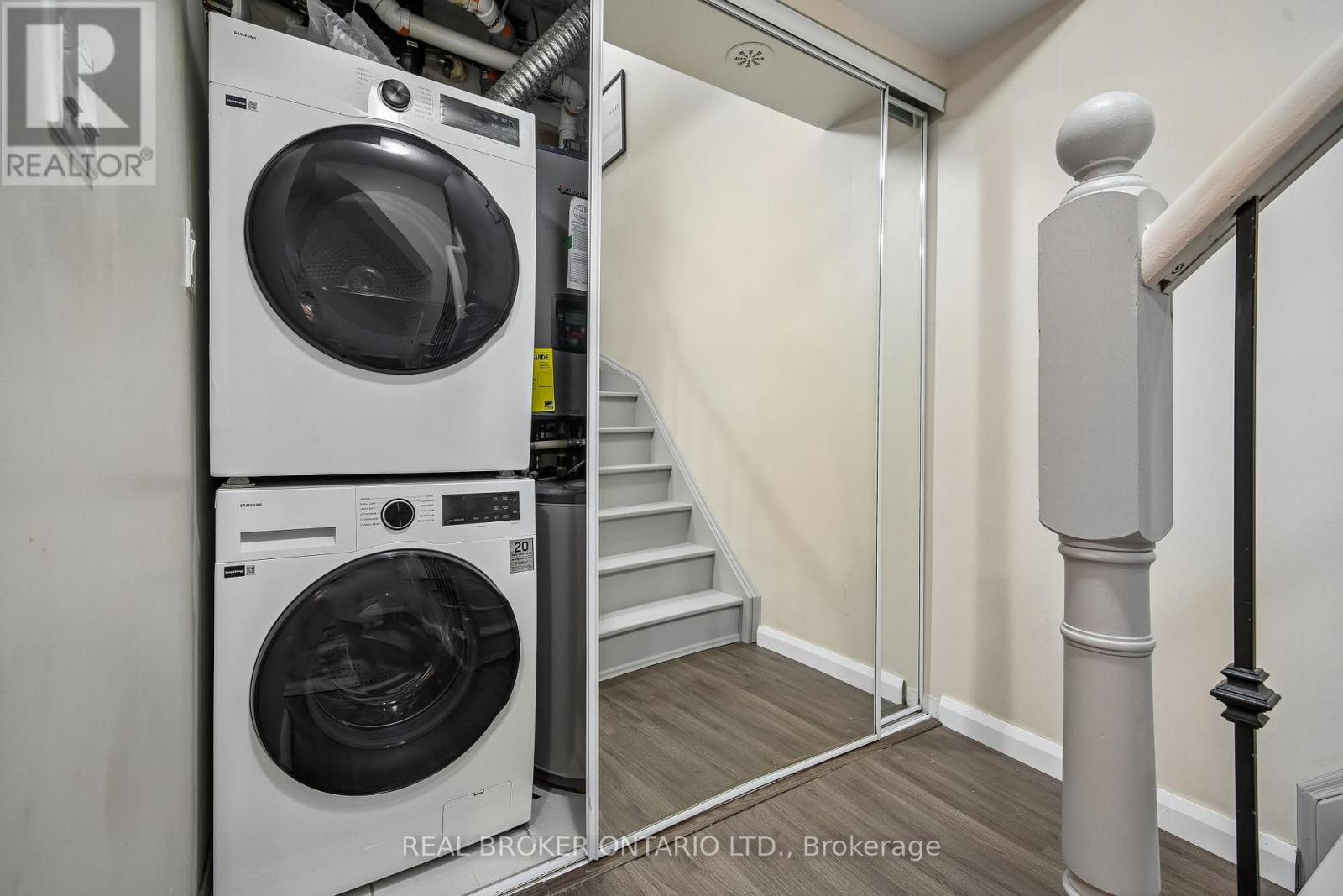 46 - 26 Fieldway Road Property Photo 19