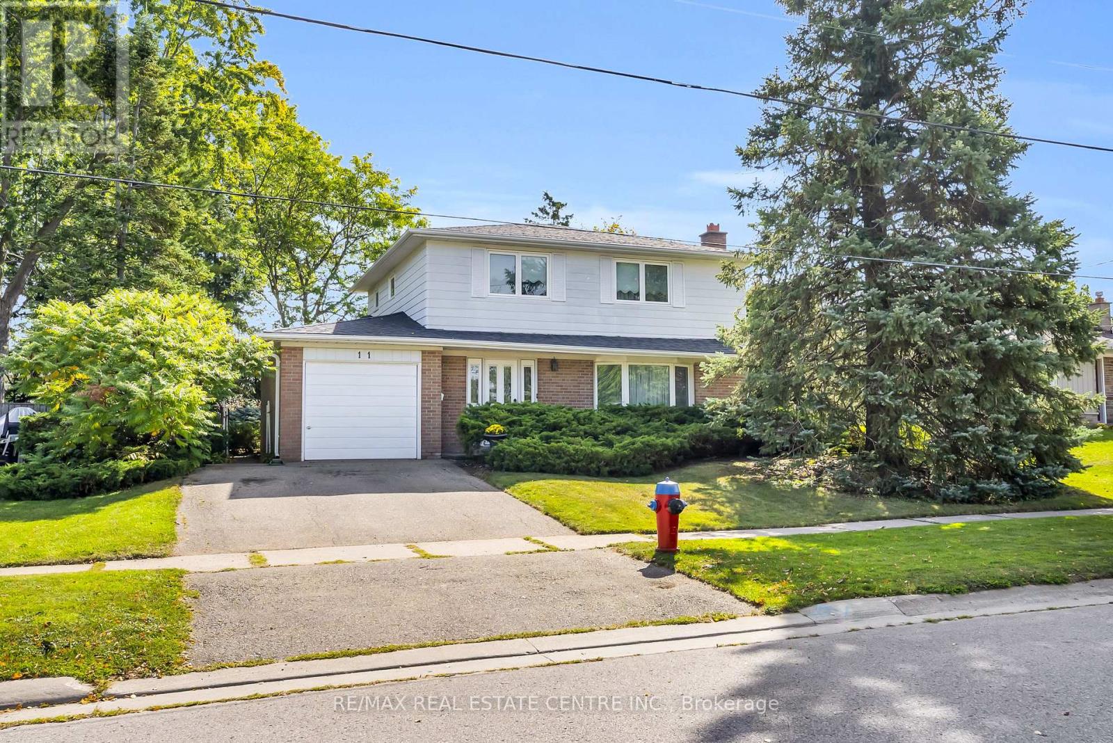 11 Dawson Crescent Property Photo 1