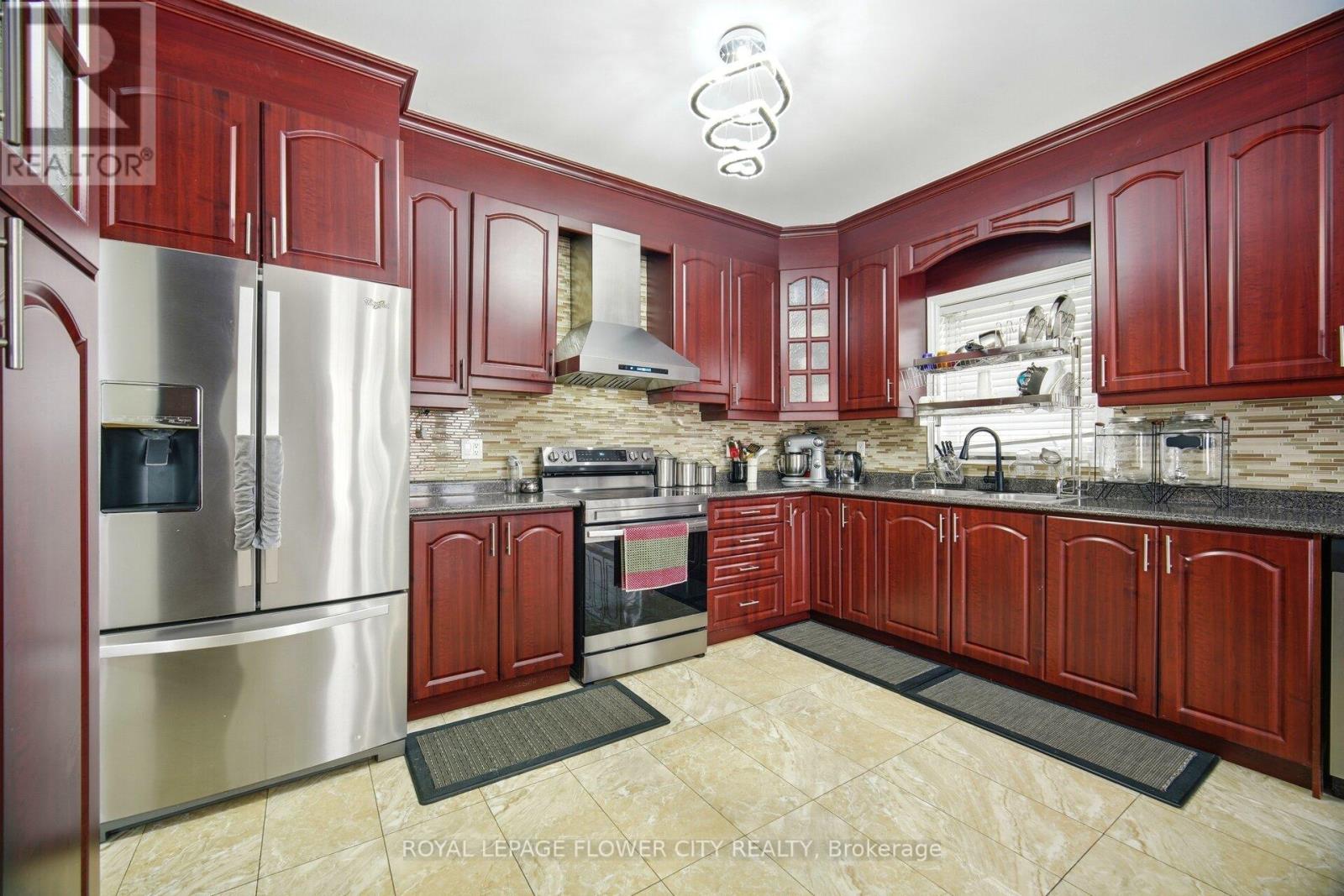 67 Olde Town Road Property Photo 11