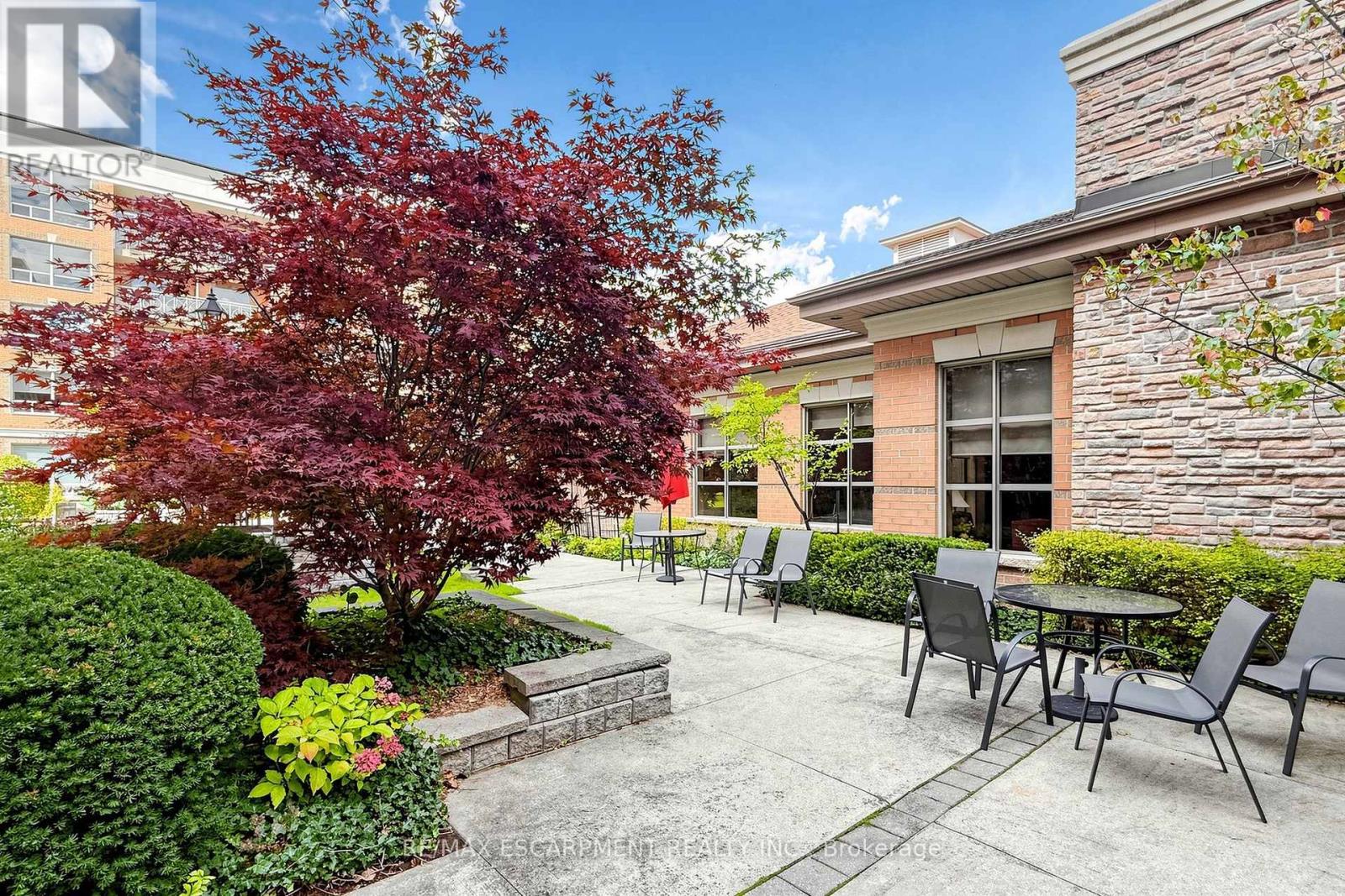2416 - 100 Burloak Drive Property Photo 42