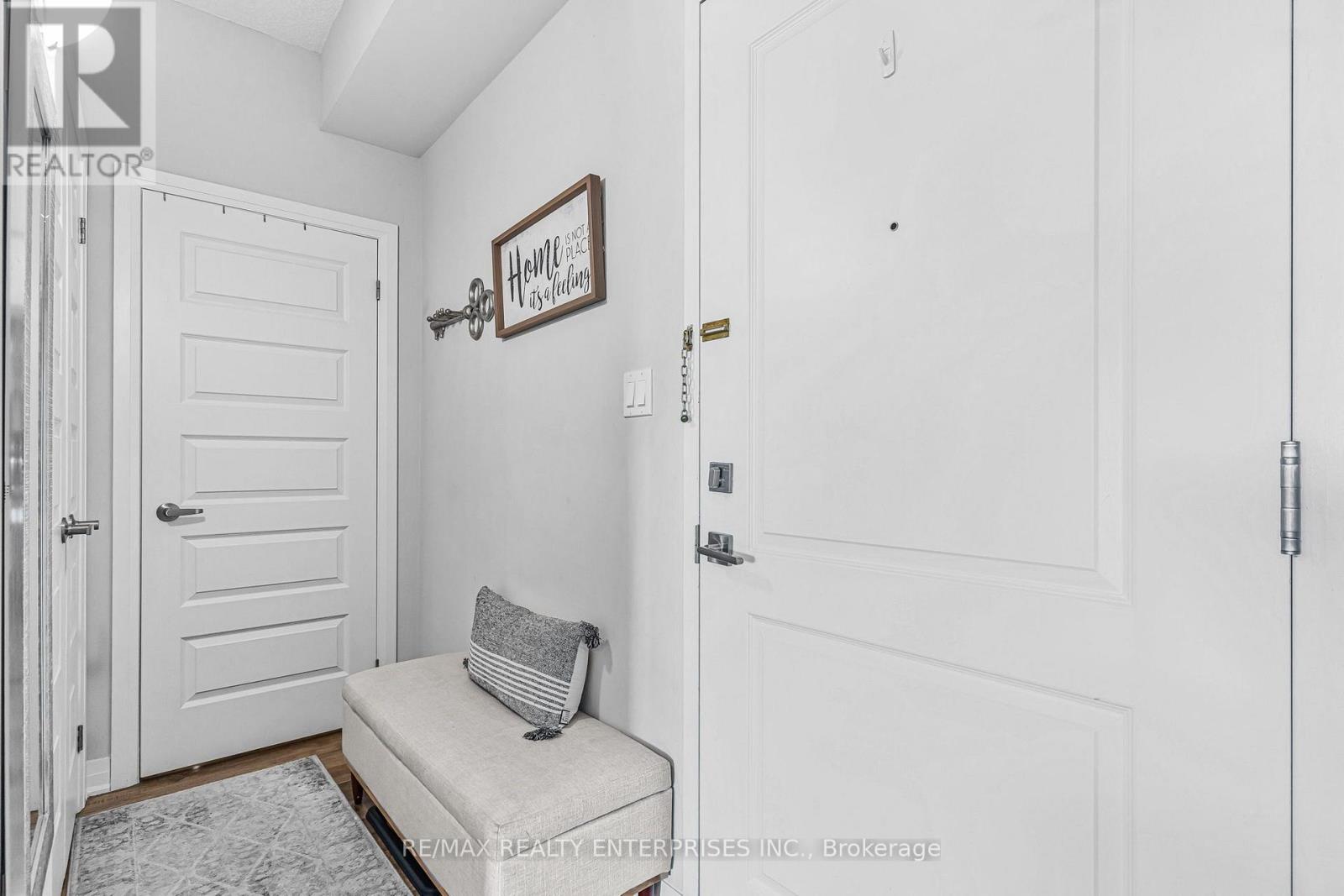 409 - 610 Farmstead Drive Property Photo 5