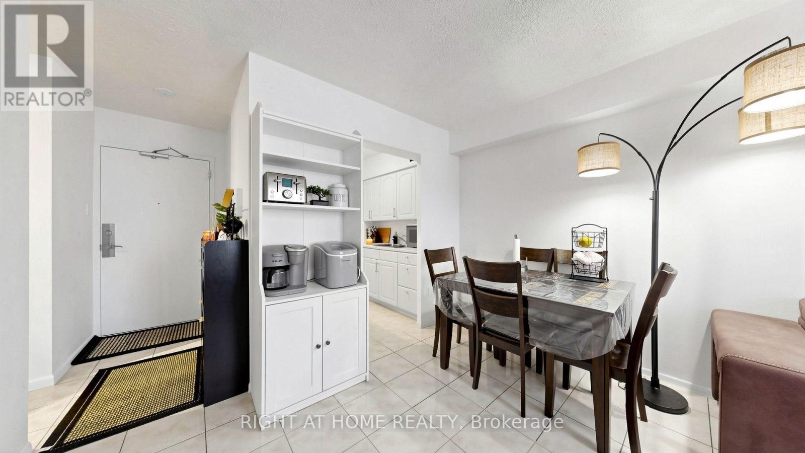 904 - 100 Lotherton Pathway Property Photo 13