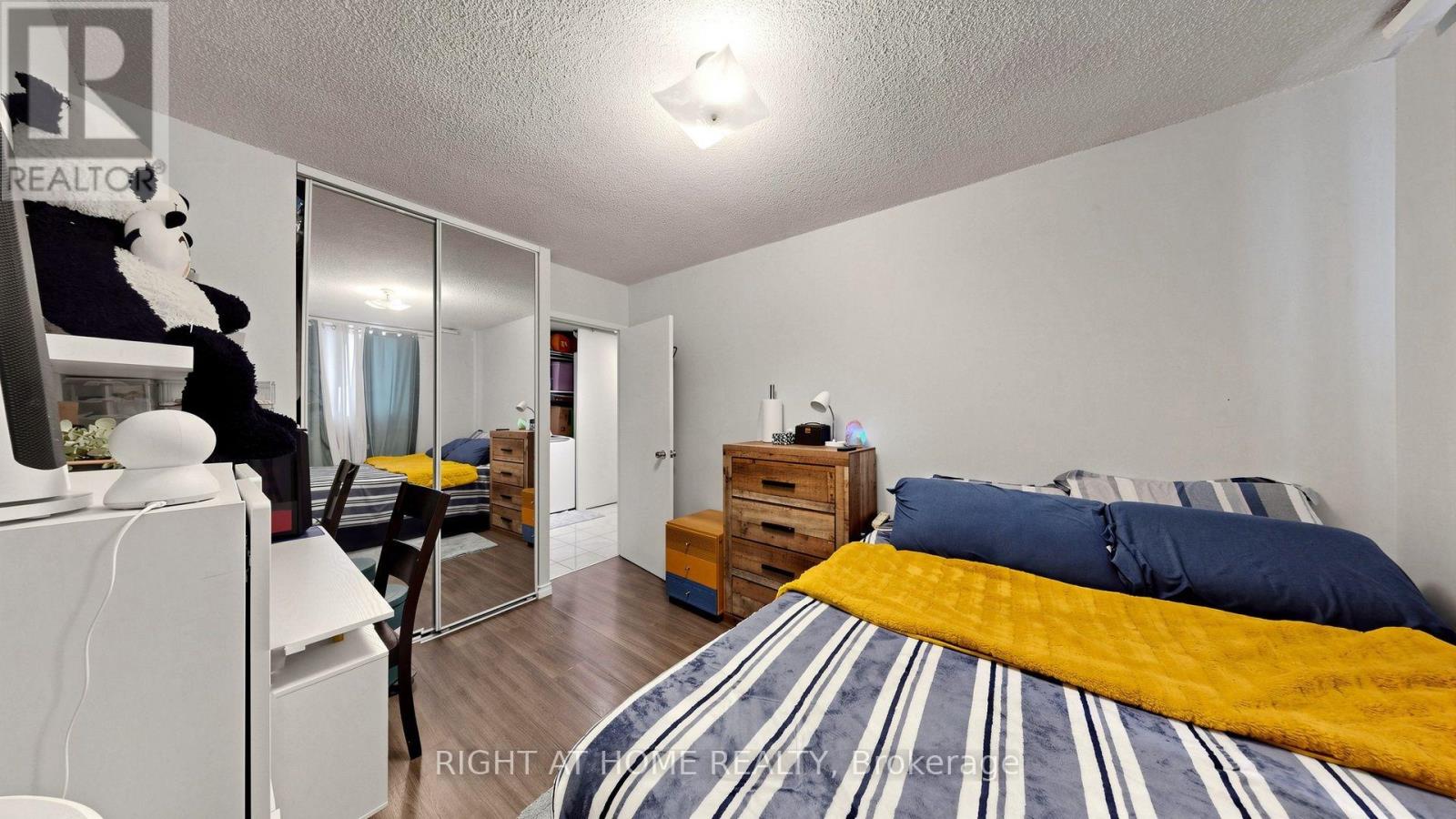 904 - 100 Lotherton Pathway Property Photo 23
